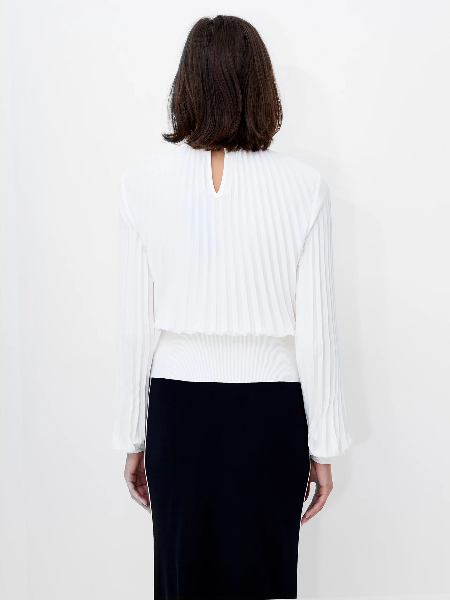 Levy Balloon Sleeve Pleated Top